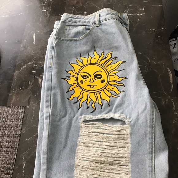 Brand new shein jeans/ rips and designs/ baggy fit - Picture 3 of 5